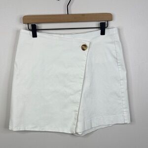 Chico's Brigitte Womens 8 White Button Detail Pull-On Asymmetrical Wrap Skort